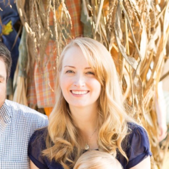 Meet your Posher, Julia - Picture 1 of 1